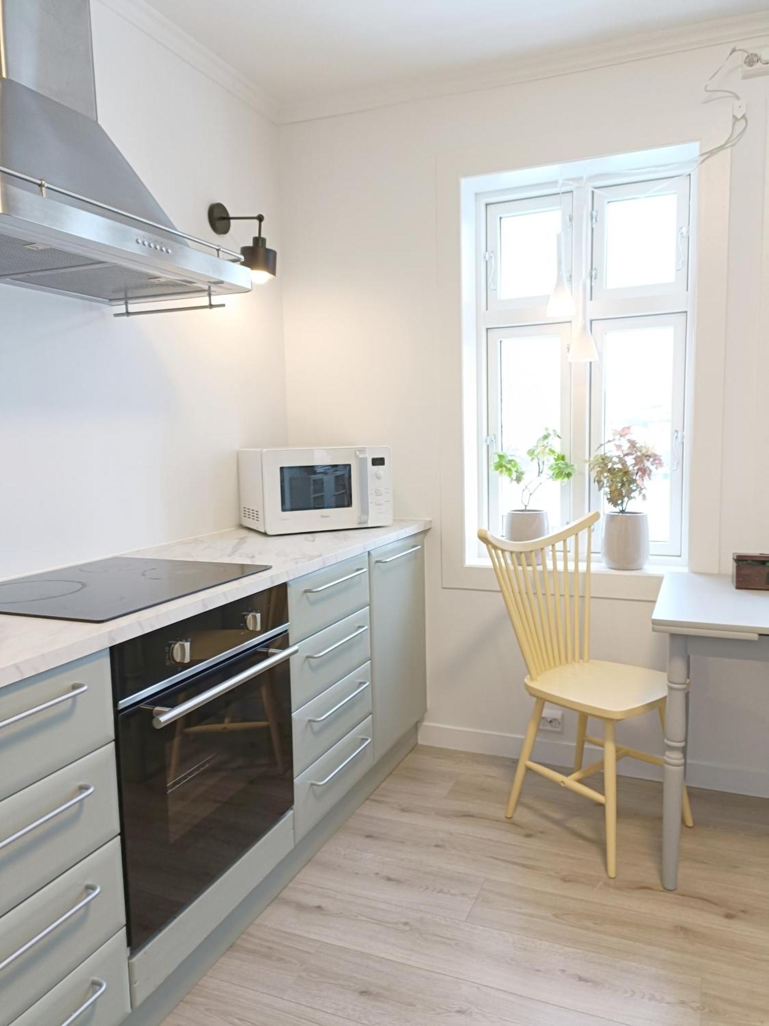 Charming House In Ulsteinvik With Free Parking Vila Exterior foto